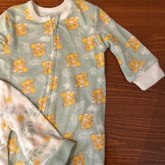 Disney Baby Lion King One-Piece Footed Pajama Bundle - Picture 3 of 5